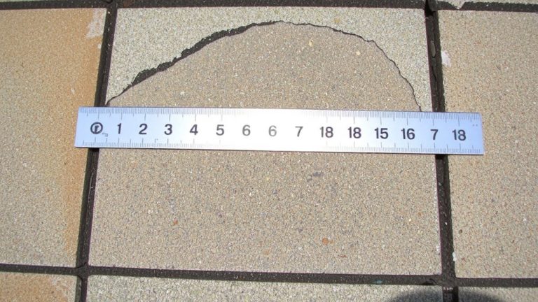 asbestos floor tiles thickness