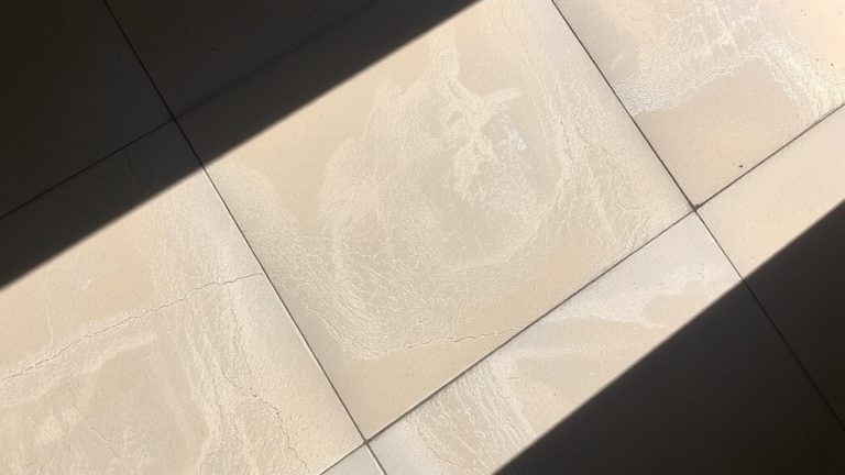 neutral beige for tiles