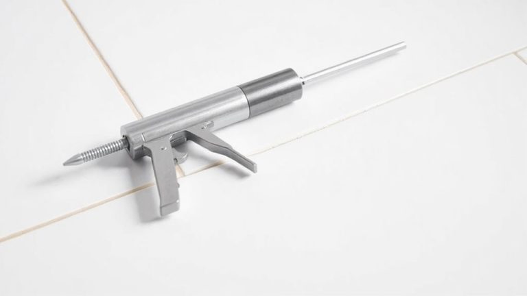 no drip caulk guns