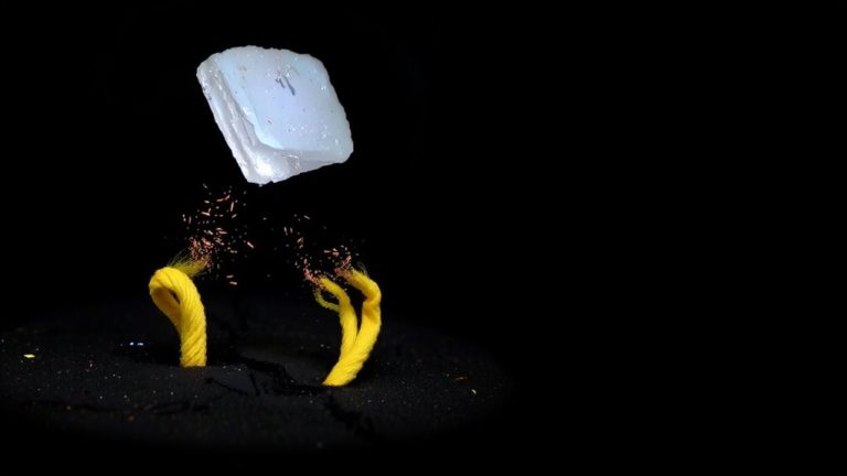 oxidation breaks down odor molecules