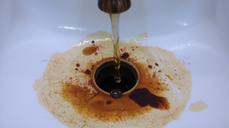 rust stains resist removal