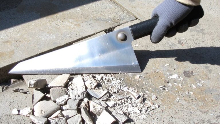 tile removal from concrete